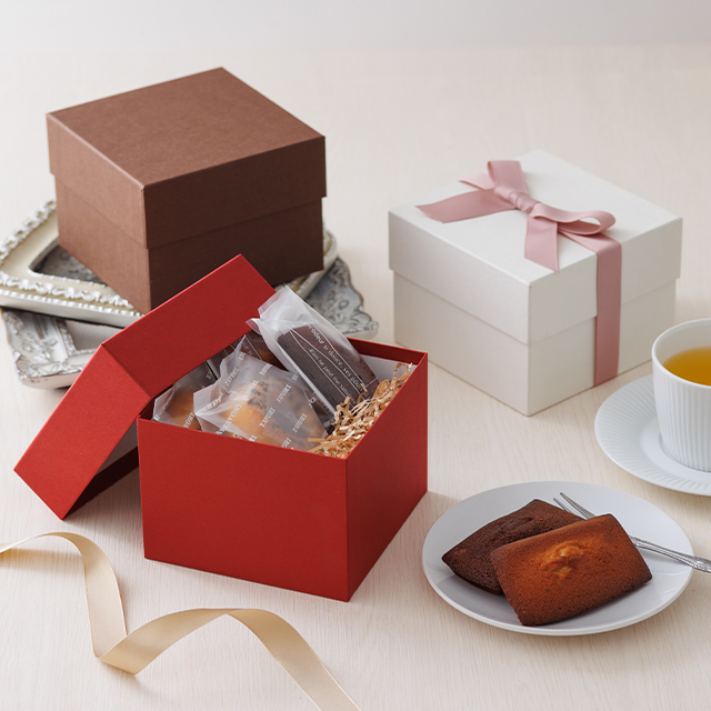 焼き菓子の詰め合わせにピッタリなボックス