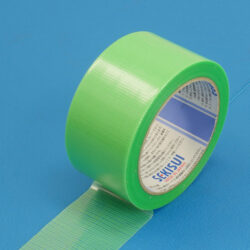 養生テープとは？建築現場で欠かせない”保護のプロ”